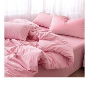 Luxurious Pink King Size Bedding Set - Soft Microfiber